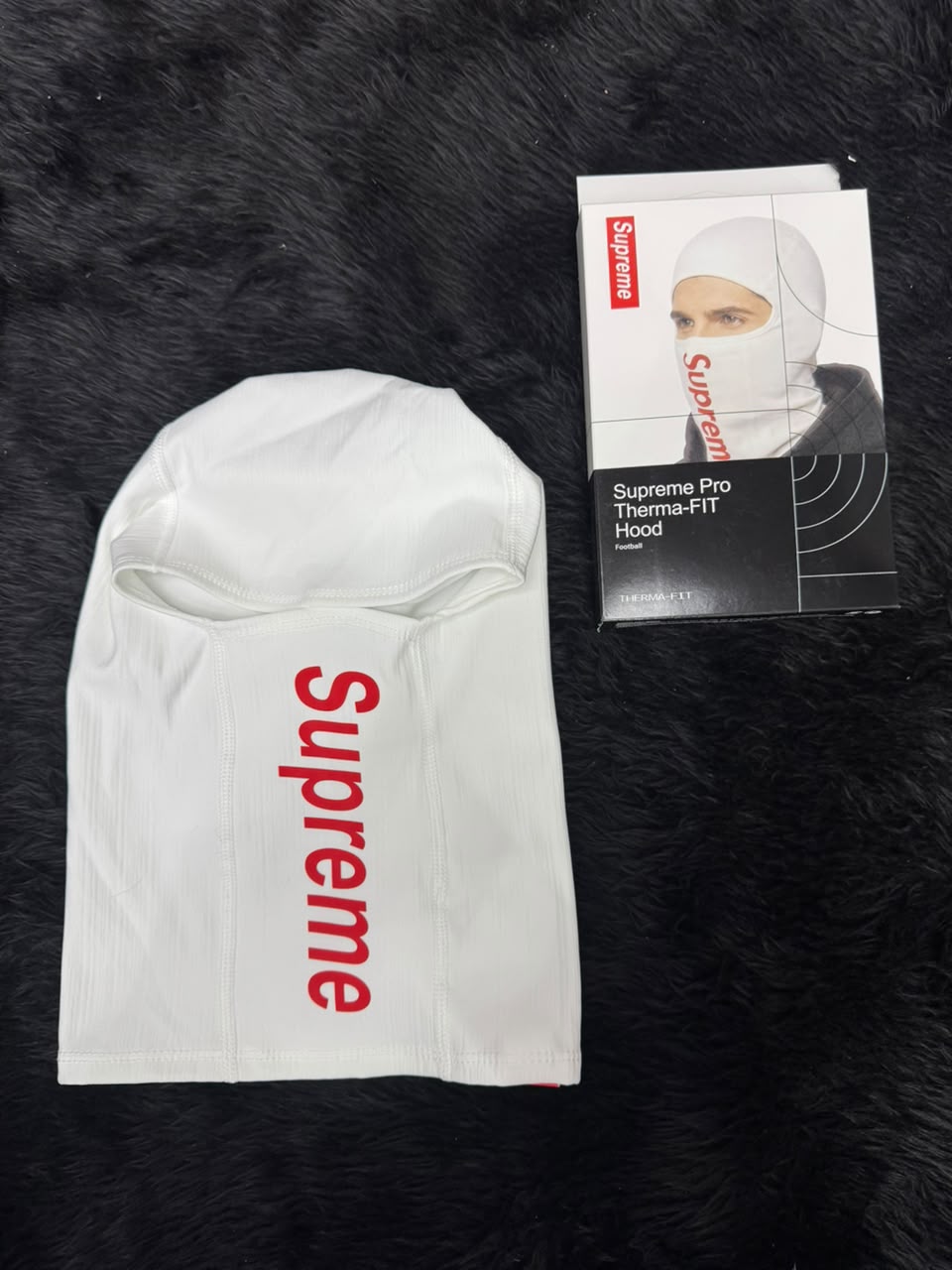 pasamontañas supreme blanco
